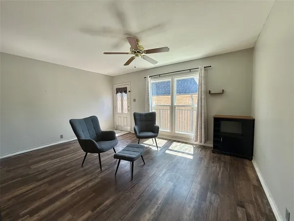 $133,100 | 7830 Meadow Park Drive, Unit 209, Dallas, TX 75230