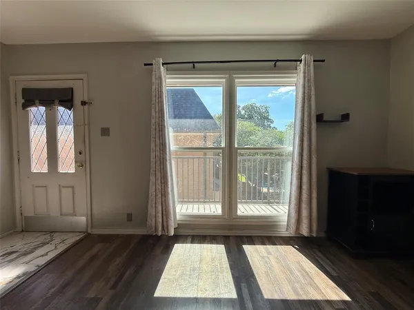 $133,100 | 7830 Meadow Park Drive, Unit 209, Dallas, TX 75230