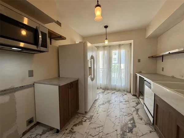 $133,100 | 7830 Meadow Park Drive, Unit 209, Dallas, TX 75230
