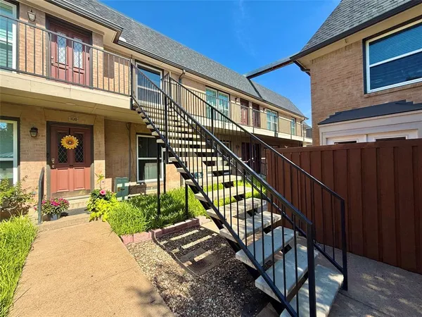 $133,100 | 7830 Meadow Park Drive, Unit 209, Dallas, TX 75230