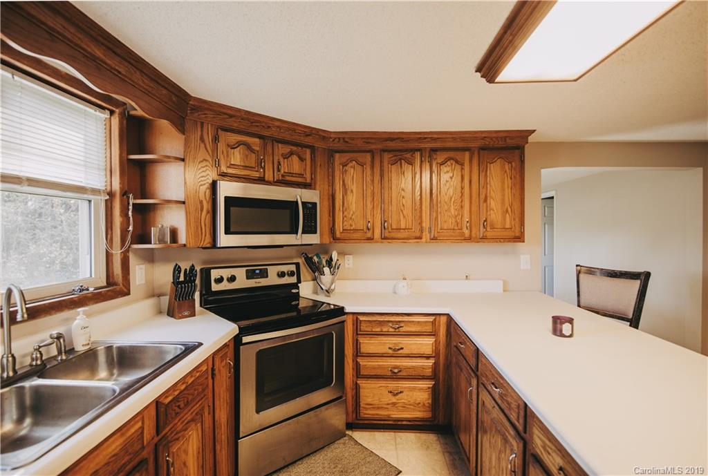 50 Cross Anchor Road Alexander, NC 28701 - Photo 12 of 30 Gallery Image 12