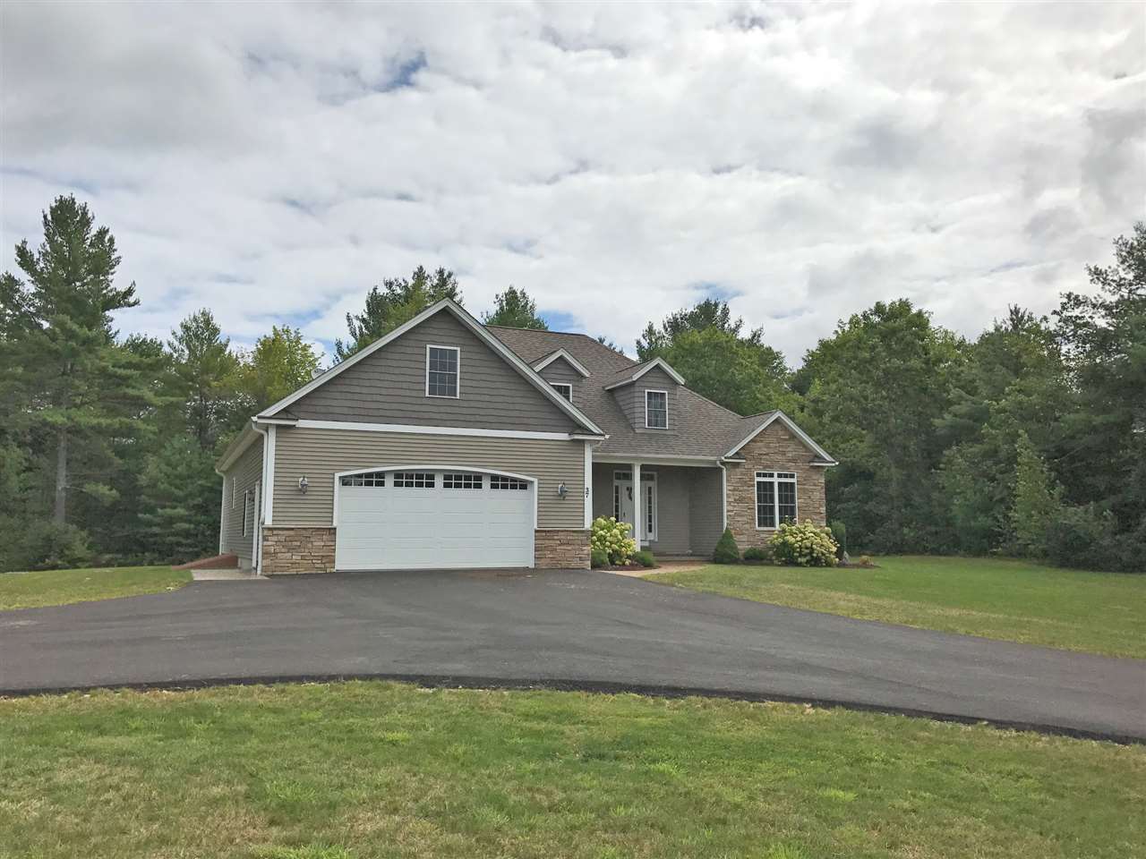 37 Delton Drive Rindge, NH 03461 - Photo 3 of 36