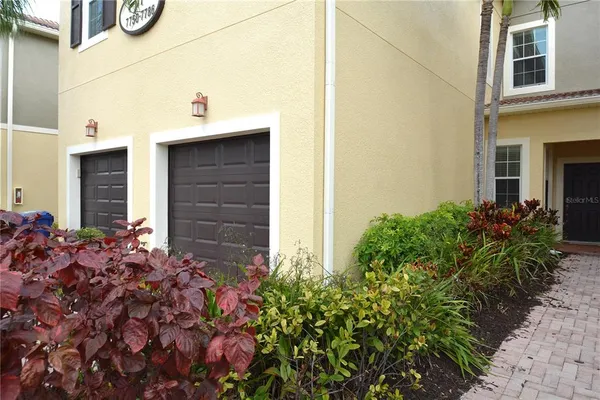 $2,450 | 7770 Moonstone Drive, Unit 7104, Sarasota, FL 34233