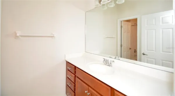 $2,450 | 7770 Moonstone Drive, Unit 7104, Sarasota, FL 34233