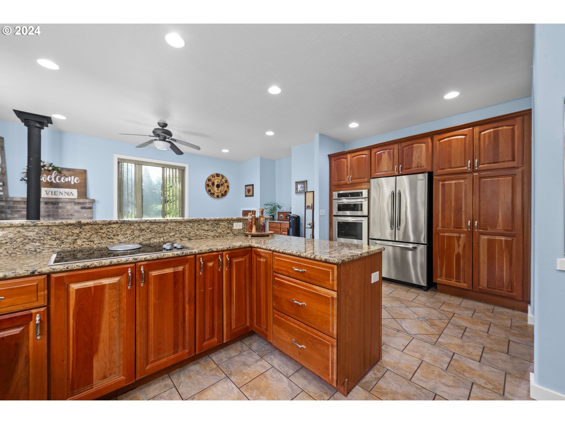 92251 Claremont Road Astoria, OR 97103 - Photo 8 of 46 Gallery Image 8
