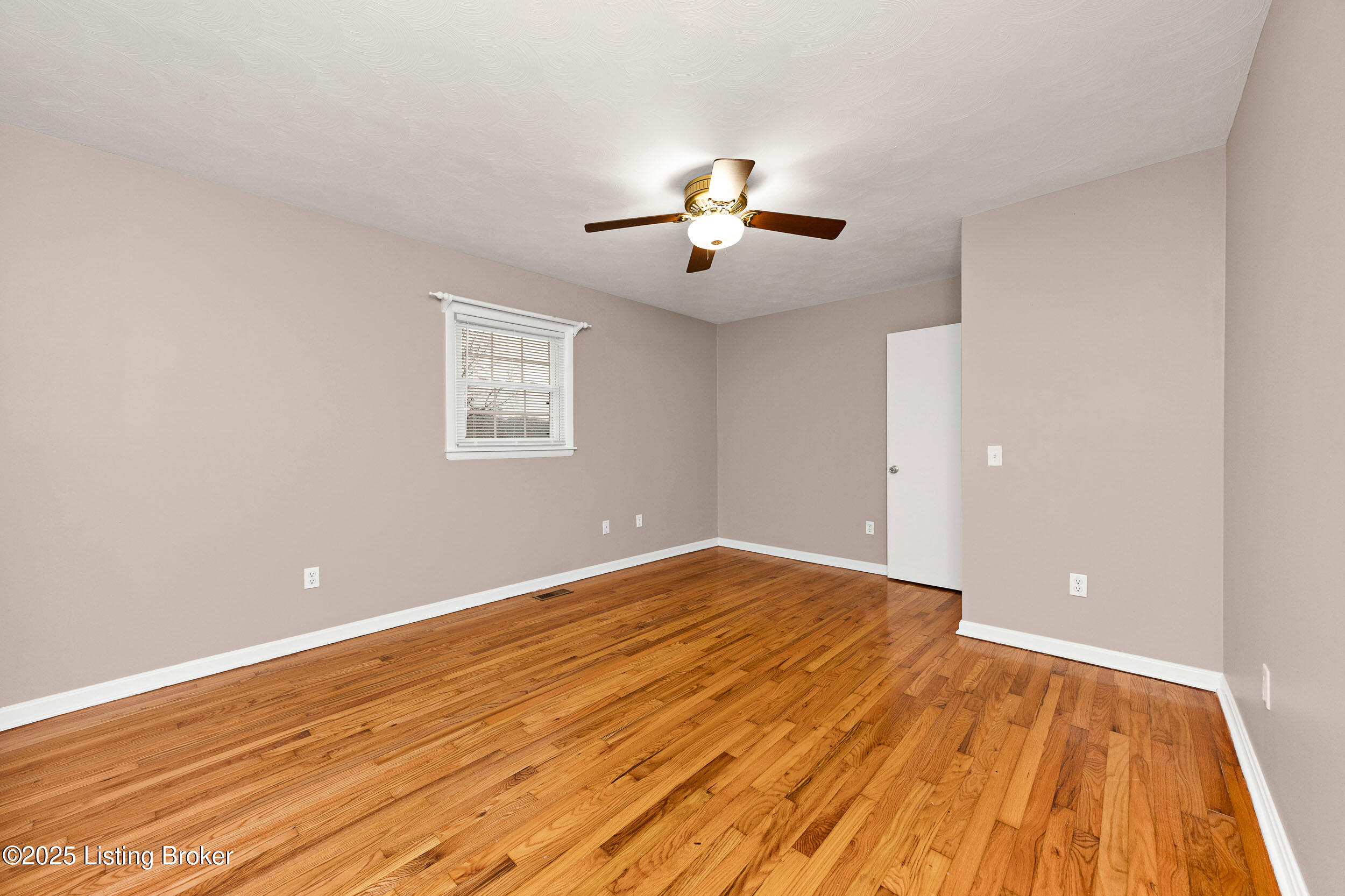 7585 Sonora Road Sonora, KY 42776 - Photo 14 of 24 7585SonoraRd-24