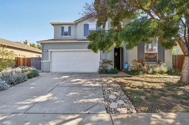 $740,000 | 10121 Nebbiolo Court, Elk Grove, CA 95624