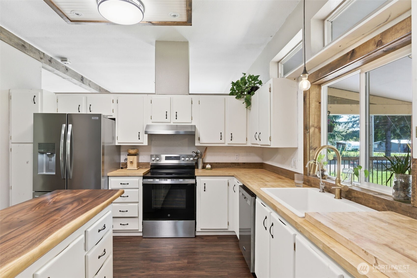 490 Coma Road Vader, WA 98593 - Photo 17 of 35