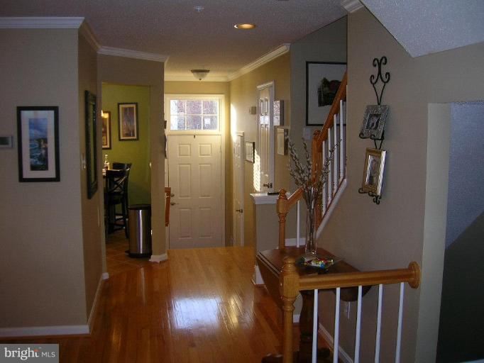 2330 Cold Meadow Way Silver Spring, MD 20906 - Photo 4 of 20 Entrance / Foyer