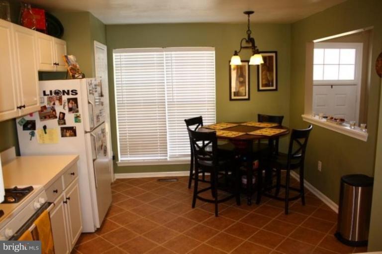 2330 Cold Meadow Way Silver Spring, MD 20906 - Photo 8 of 20 Breakfast Area