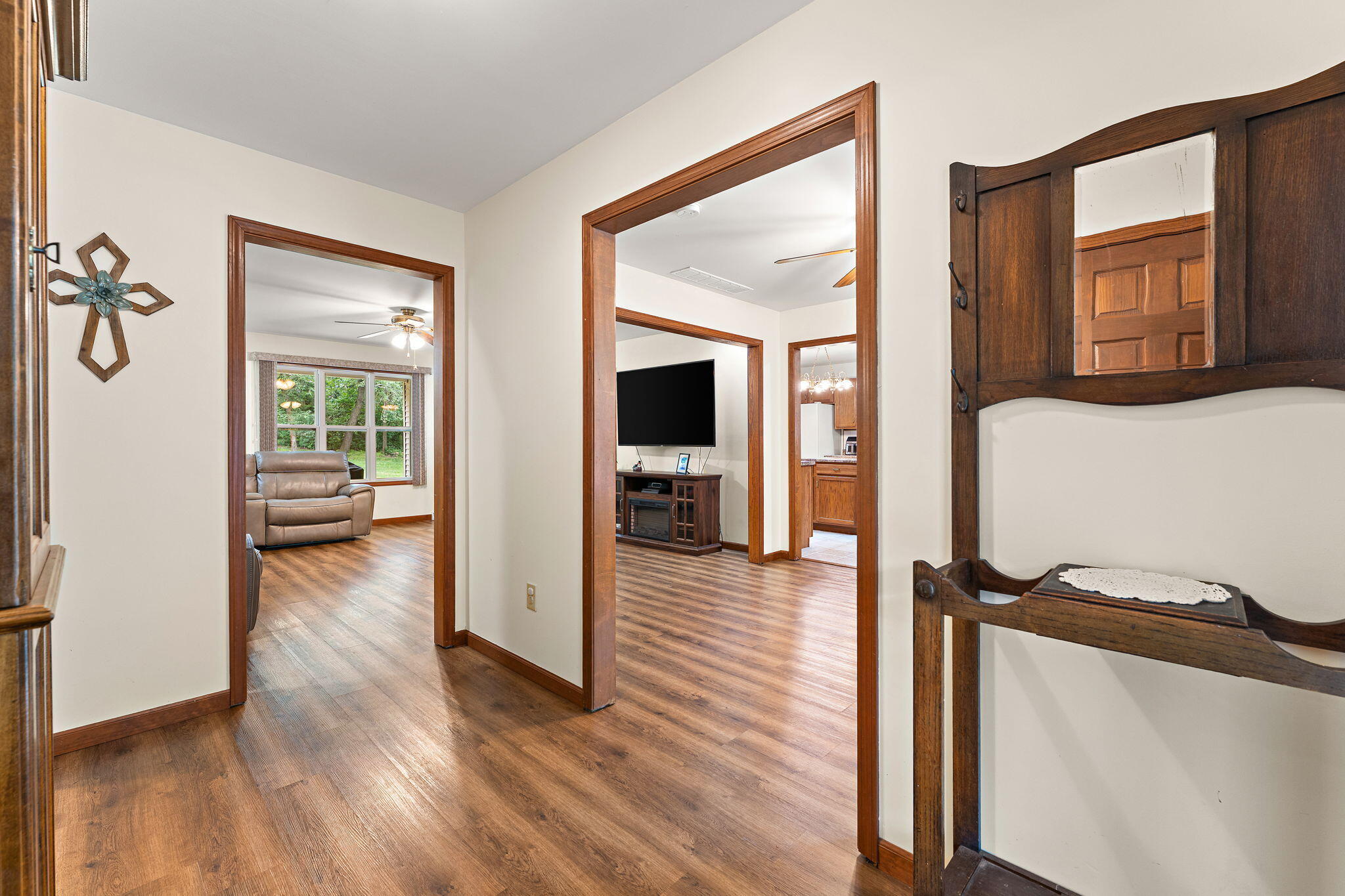 7459 Spring Court Demotte, IN 46310 - Photo 11 of 34 2048x1365