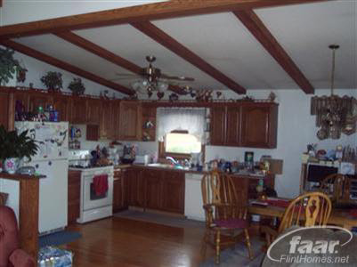 10170 Morrish Road Montrose, MI 48457 - Photo 4 of 18 20247626-3.JPG