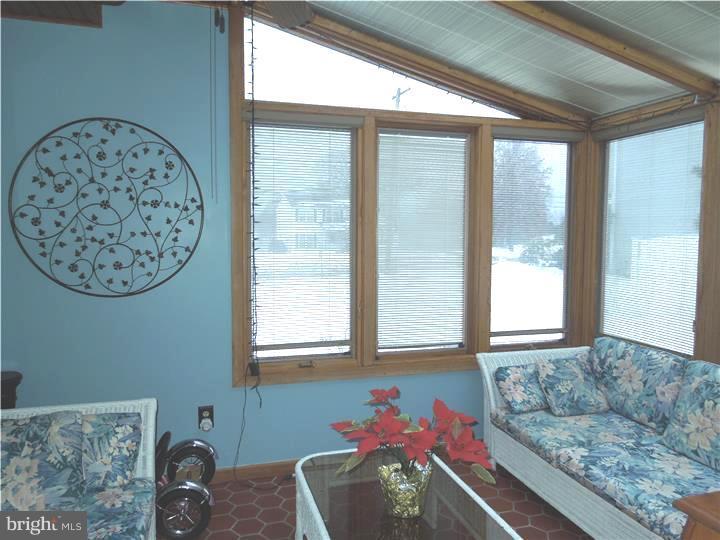 408 Kulp Road Harleysville, PA 19438 - Photo 10 of 23 Sun Room