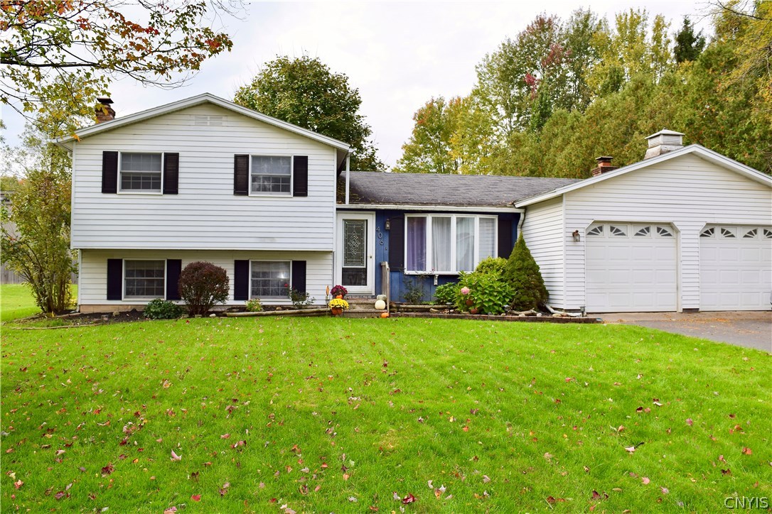 Welcome home to 406 Ripplebrook!