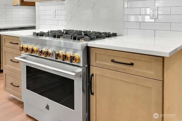 $1,999,000 | 5921 164th Street Southwest, Lynnwood, WA 98037