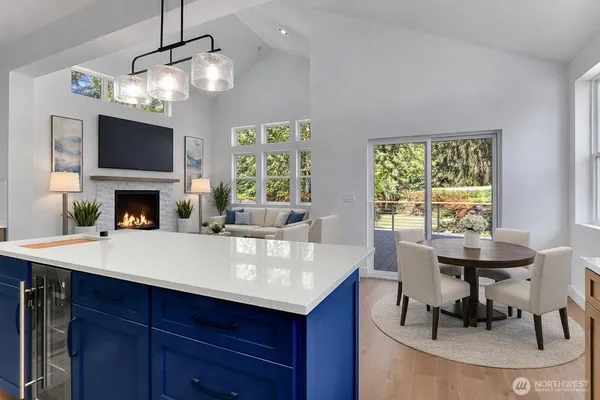 $1,999,000 | 5921 164th Street Southwest, Lynnwood, WA 98037