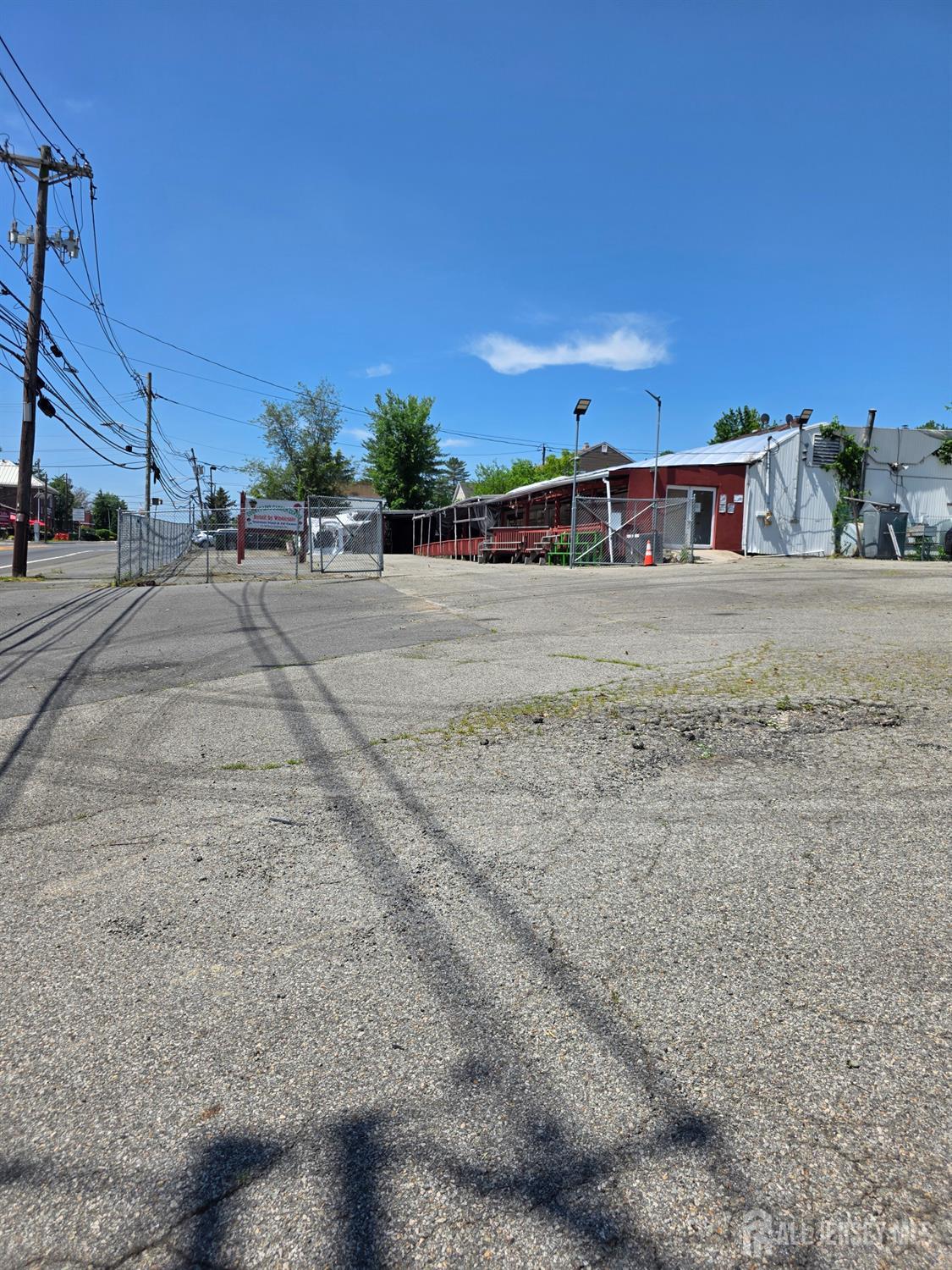 92 Highway 27 Edison, NJ 08820 - Photo 2 of 3