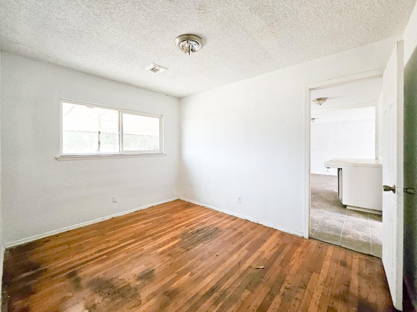 2416 Roble Avenue Modesto, CA 95354 - Photo 11 of 22