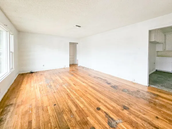$390,000 | 2416 Roble Avenue, Modesto, CA 95354