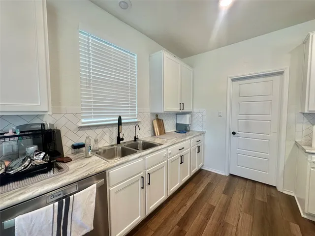 $2,200 | 123 Adeline Drive, Kyle, TX 78640