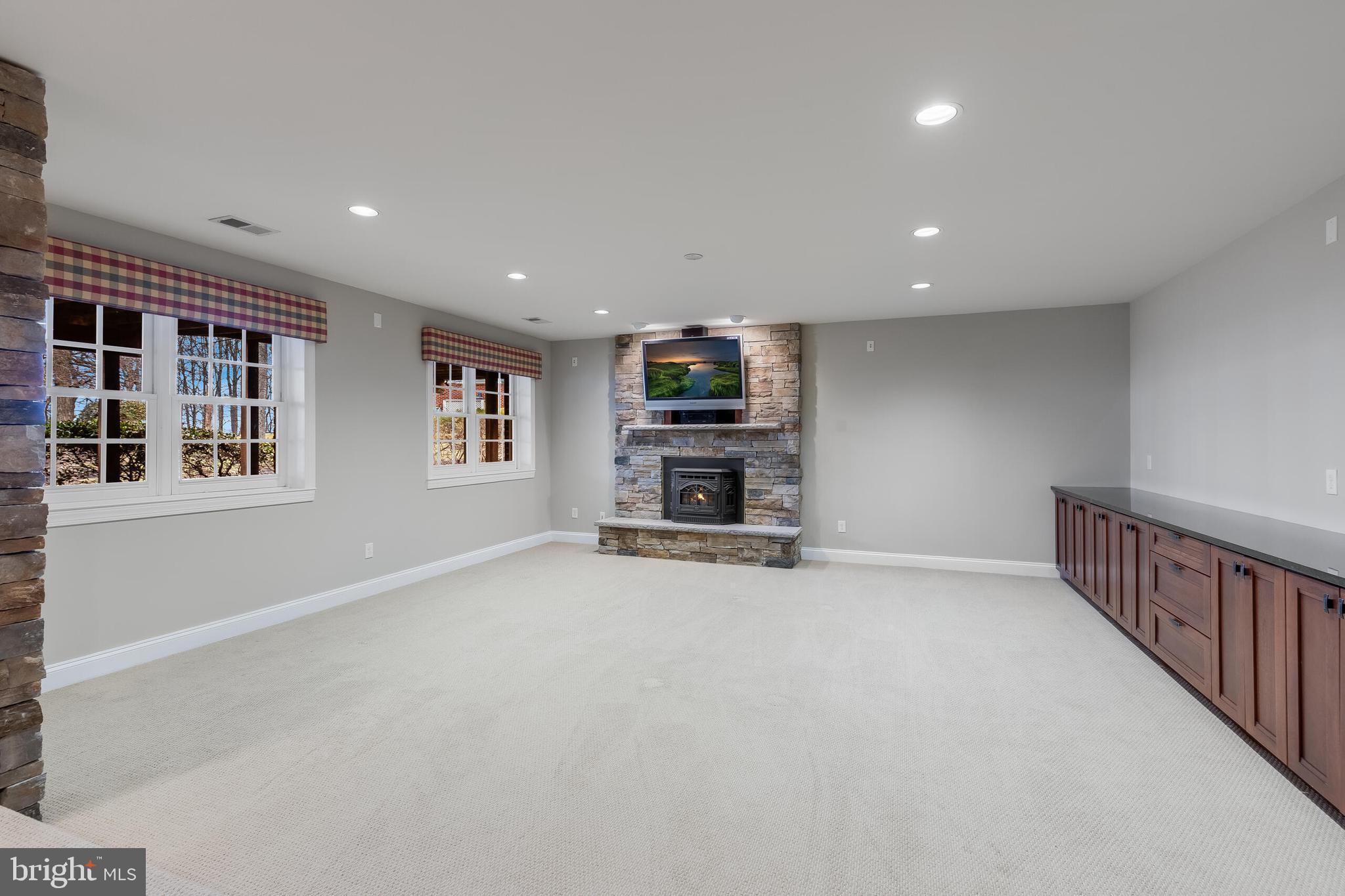 1181 Hawling Place Southwest Leesburg, VA 20175 - Photo 44 of 66