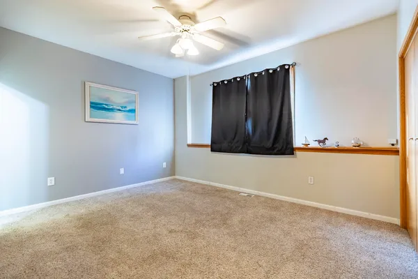 $167,000 | 308 South Broad Street, Unit 12, Griffith, IN 46319