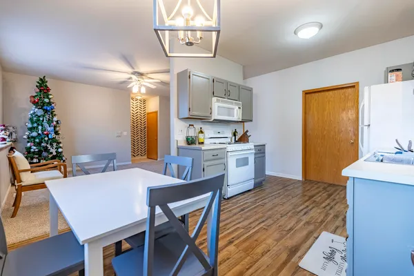 $167,000 | 308 South Broad Street, Unit 12, Griffith, IN 46319