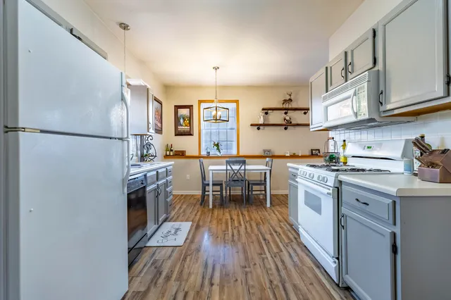 $169,000 | 308 South Broad Street, Unit 12, Griffith, IN 46319