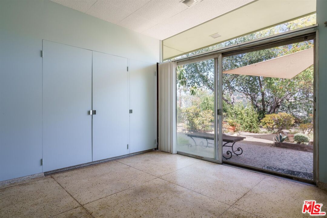 2885 Edgewick Road Glendale, CA 91206 - Photo 47 of 75