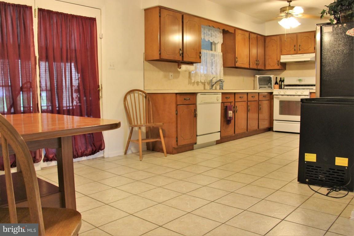 2890 Freysville Road Red Lion, PA 17356 - Photo 10 of 34 Gallery Image 10