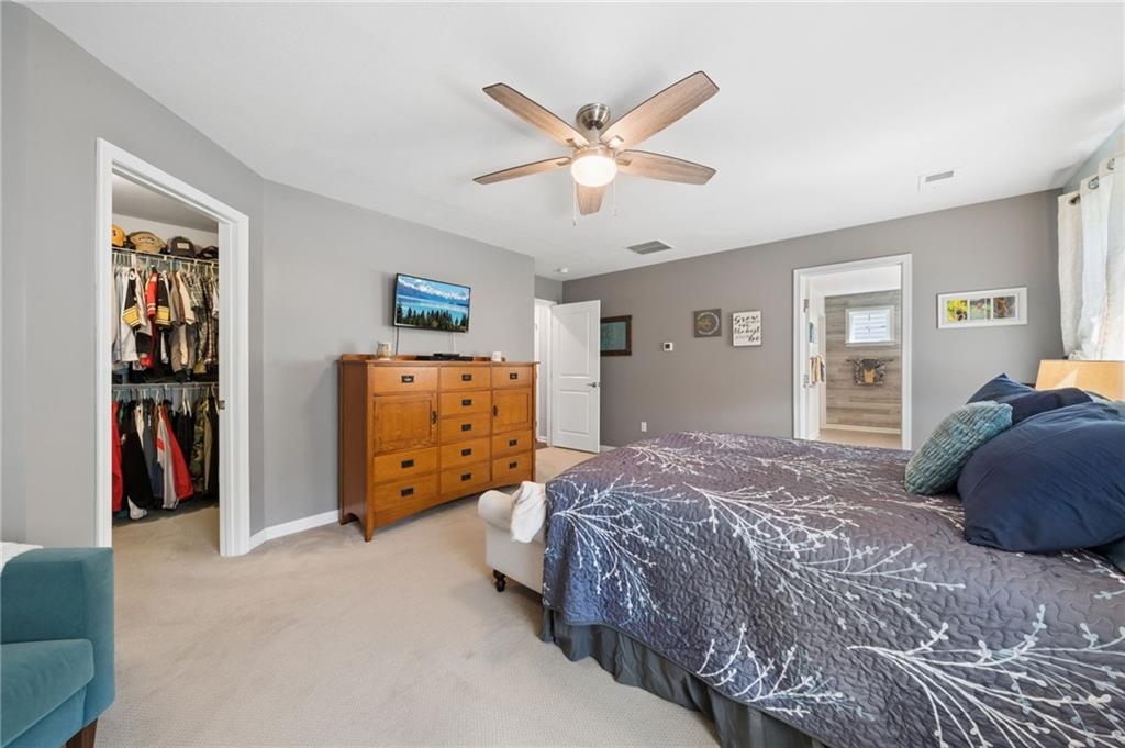 4466 Walnut Ridge Circle McDonald, PA 15057 - Photo 21 of 50 Primary Bedroom