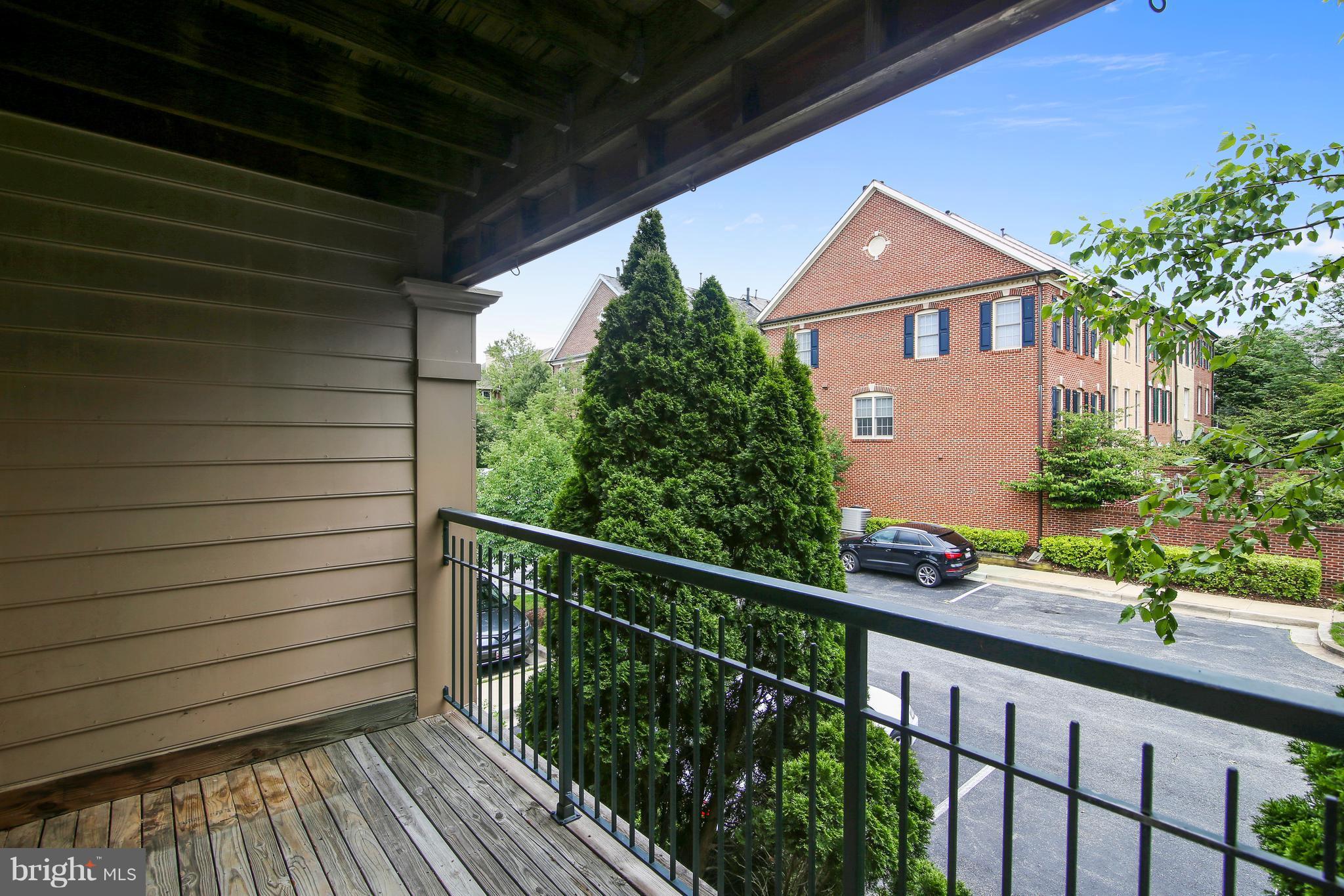 304 Ridgepoint Place, Unit 22 Gaithersburg, MD 20878 - Photo 21 of 30 Balcony w/Sunset View