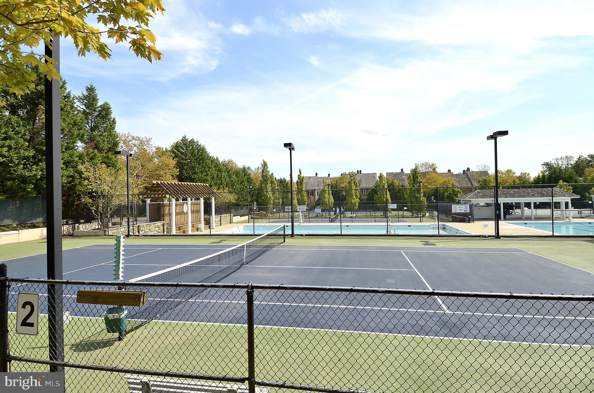 304 Ridgepoint Place, Unit 22 Gaithersburg, MD 20878 - Photo 29 of 30 Community Tennis Courts