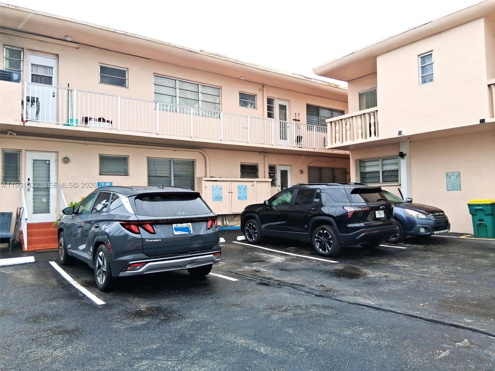 7860 Harding Avenue, Unit 4B Miami Beach, FL 33141 - Photo 4 of 21