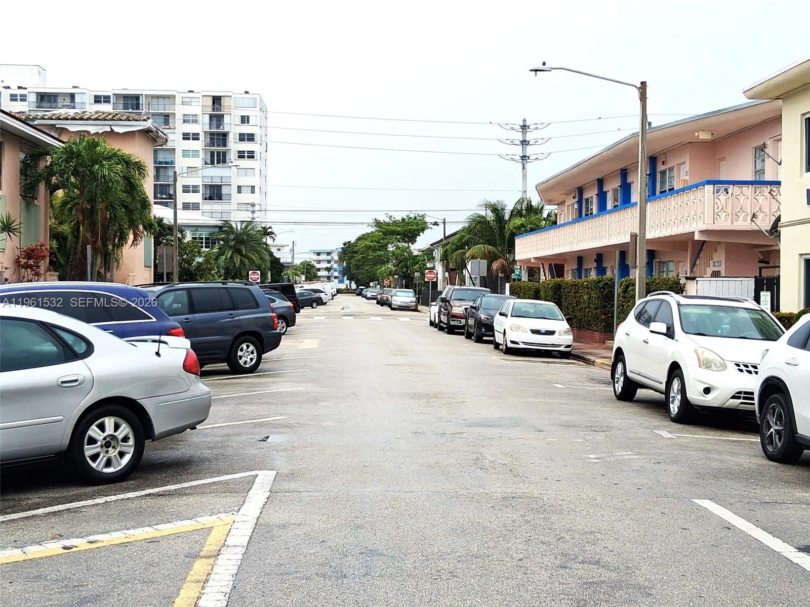 7860 Harding Avenue, Unit 4B Miami Beach, FL 33141 - Photo 6 of 21 Street Parking
