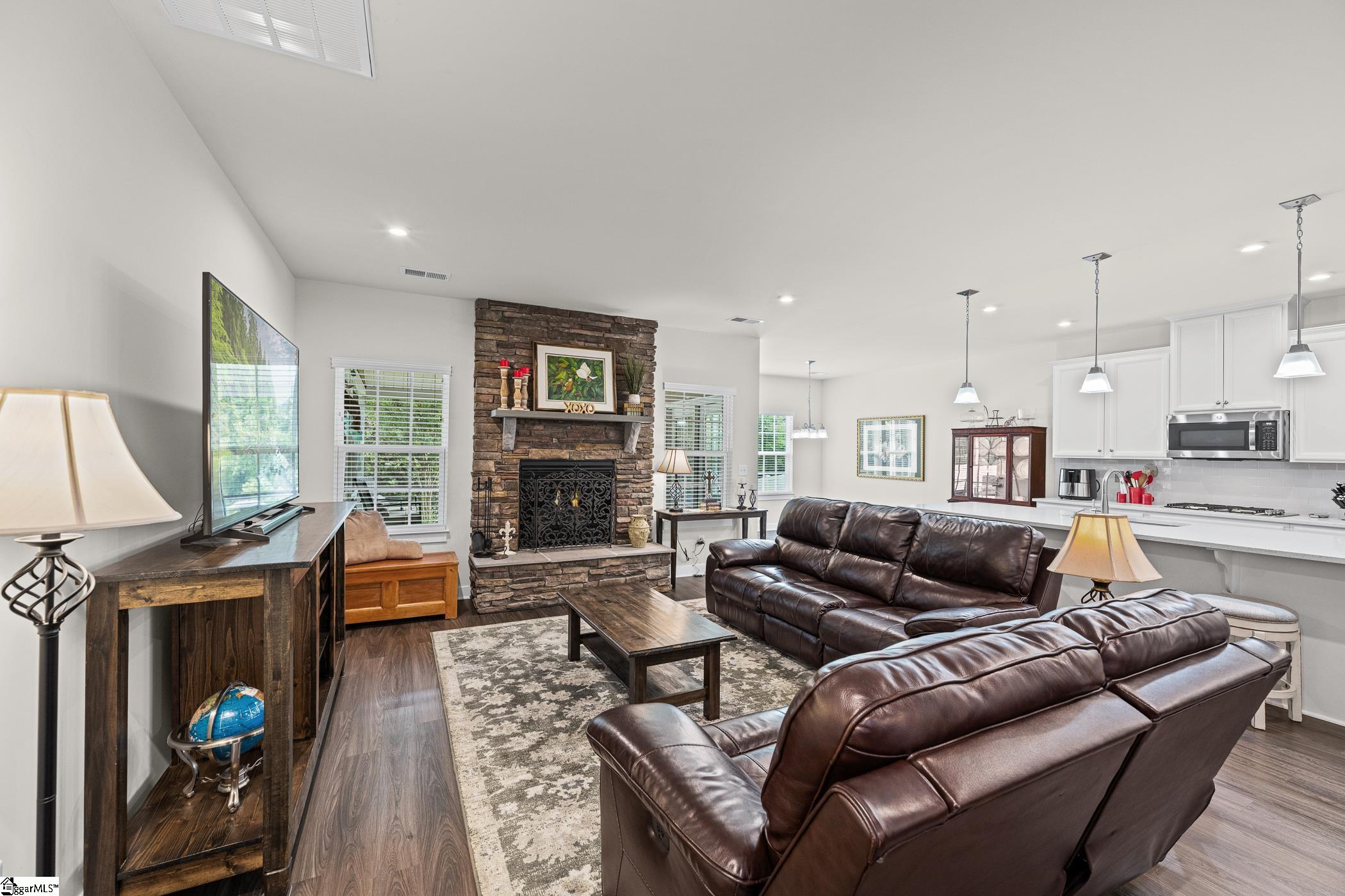 104 Mohegan Way Greenville, SC 29607 - Photo 10 of 38