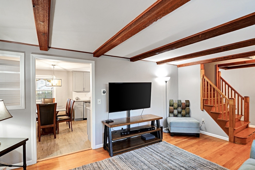 161 Fernbank Road Springfield, MA 01129 - Photo 9 of 23