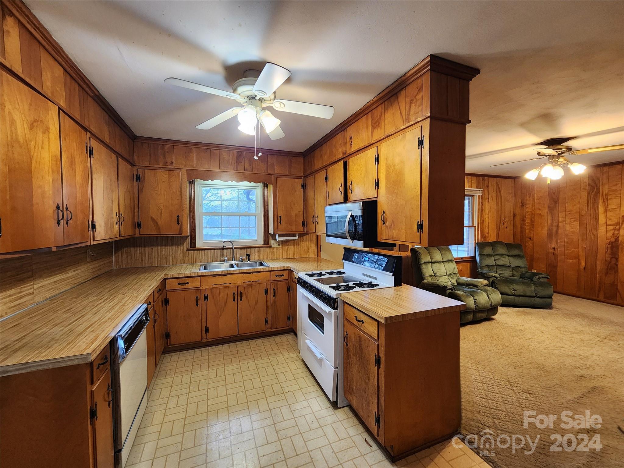 1321 Jenkins Road Gastonia, NC 28052 - Photo 23 of 31 Gallery Image 23