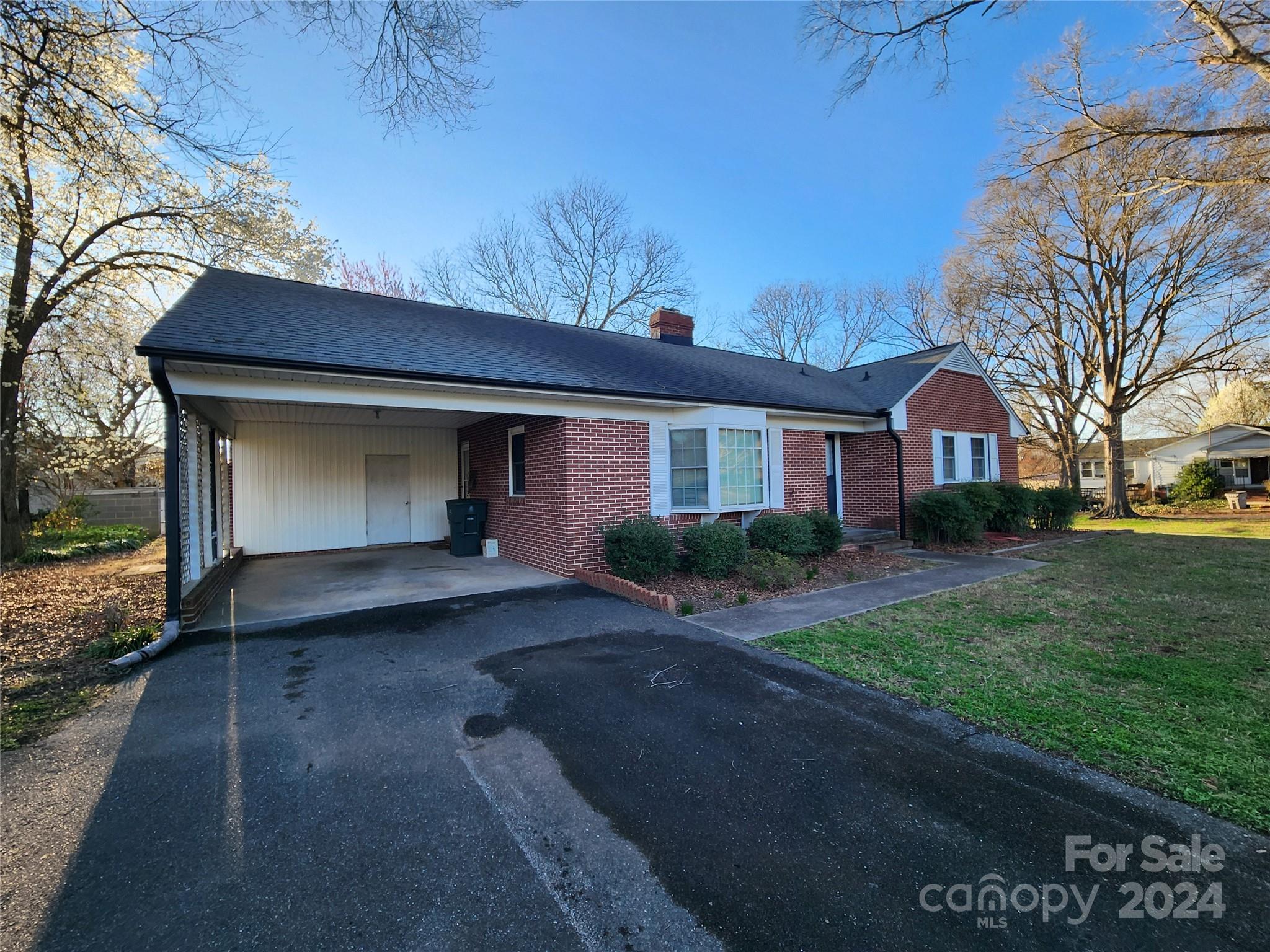 1321 Jenkins Road Gastonia, NC 28052 - Photo 8 of 31 Gallery Image 8