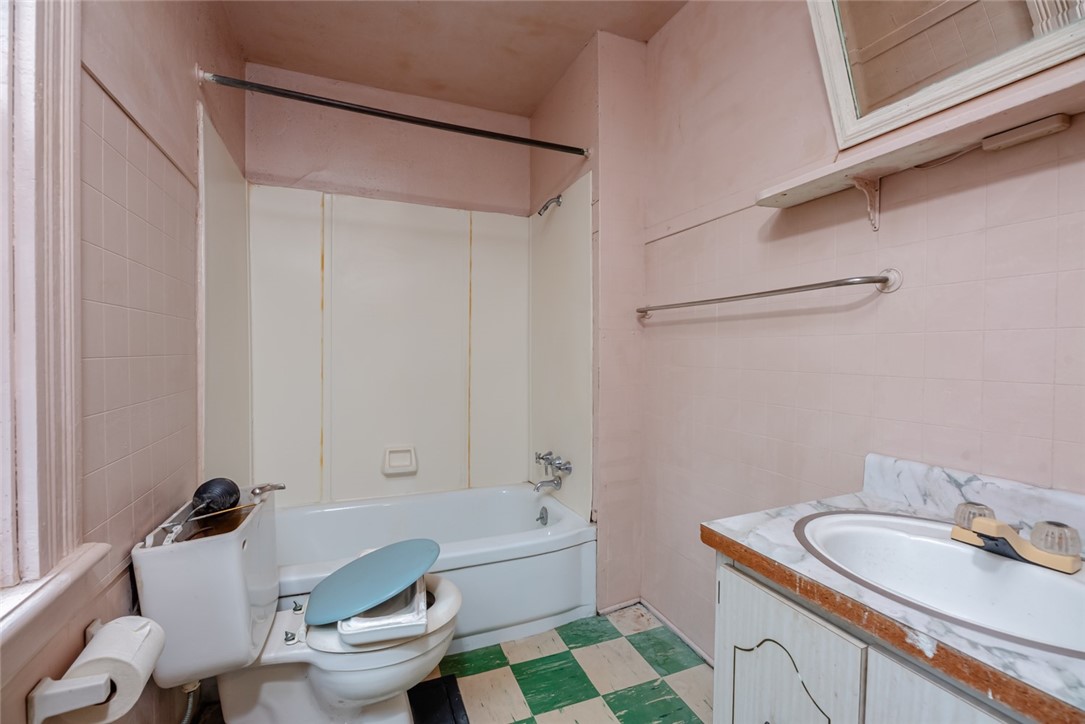 82 Harper Street Rochester, NY 14607 - Photo 29 of 46 Shows us your designer skills in the upstairs full