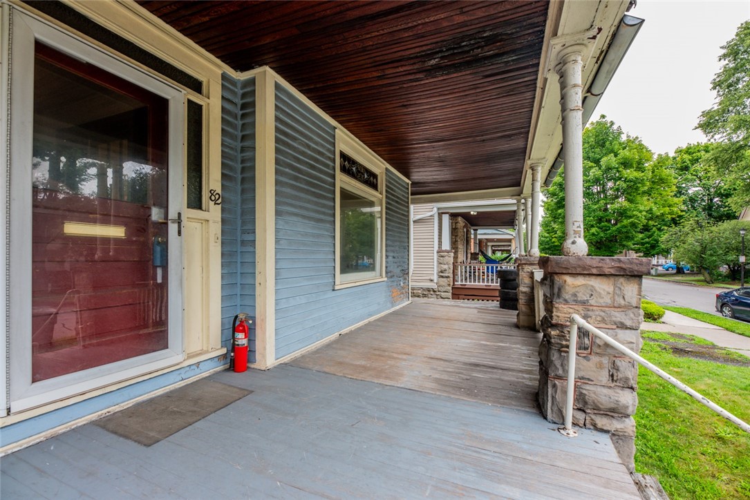 82 Harper Street Rochester, NY 14607 - Photo 5 of 46