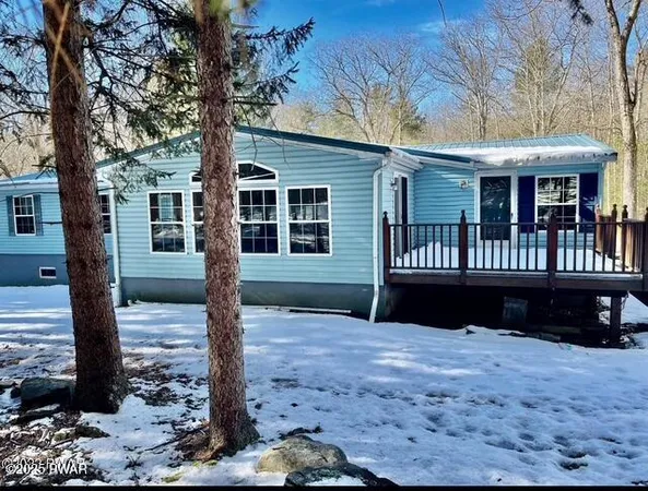 $2,500 | 8 Hutchinson Court, Hawley, PA 18428