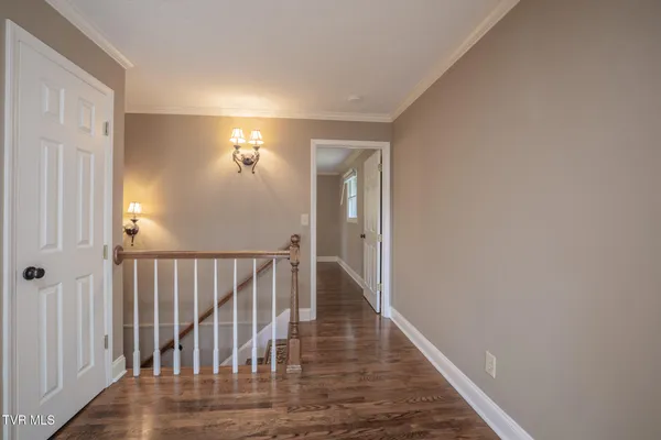 $387,100 | 524 Cherokee Drive, Mount Carmel, TN 37645