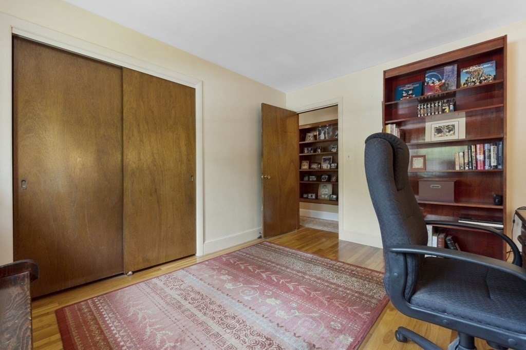 8 Michael Road Beverly, MA 01915 - Photo 16 of 30 Gallery Image 16