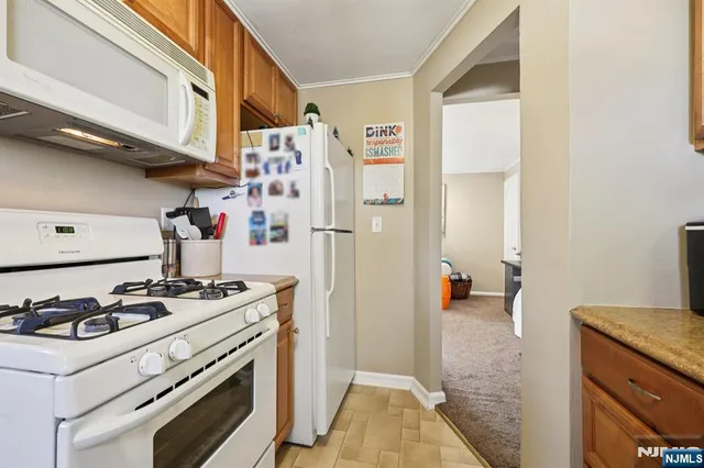 $699,000 | 73 Horton Avenue, Hawthorne, NJ 07506