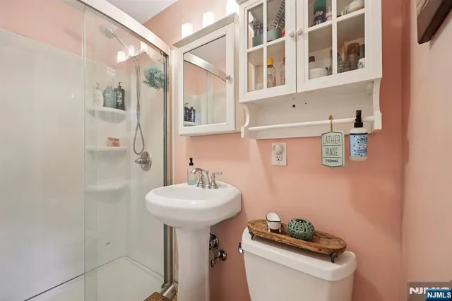 $699,000 | 73 Horton Avenue, Hawthorne, NJ 07506