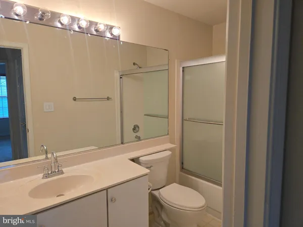 $3,200 | 14635 Seasons Drive, Centreville, VA 20120