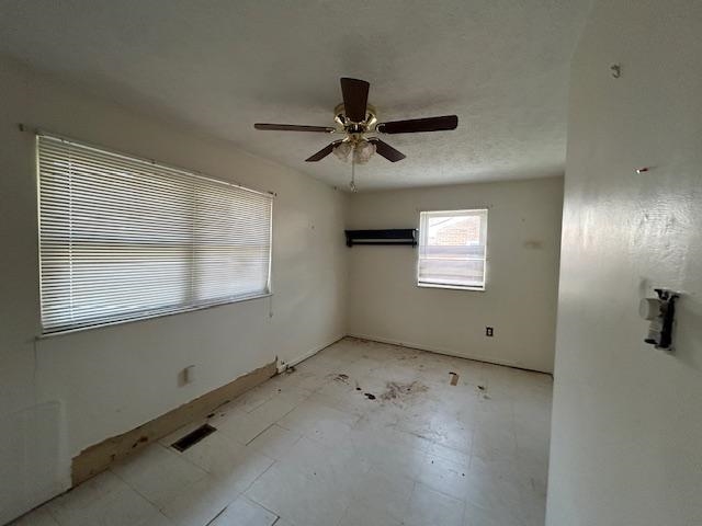 389 Short White Oak Road Russell, KY 41169 - Photo 9 of 13