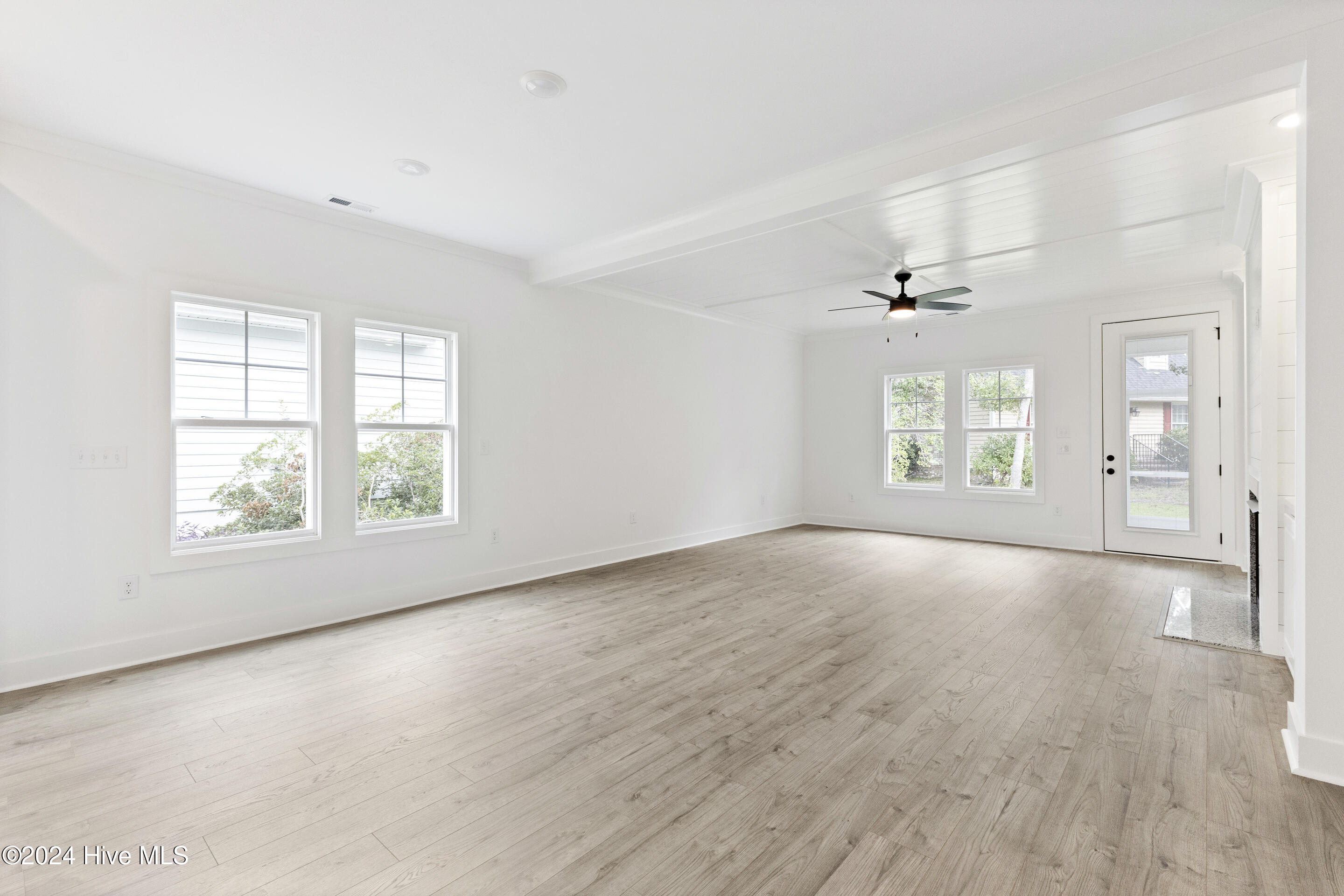 1656 Winding Way Southwest Ocean Isle Beach, NC 28469 - Photo 11 of 49 Living room with tons of wood details