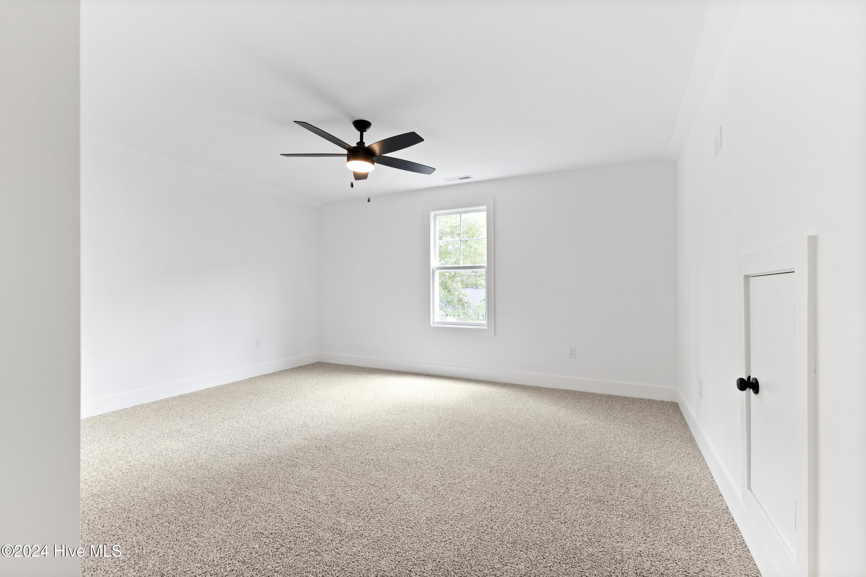 1656 Winding Way Southwest Ocean Isle Beach, NC 28469 - Photo 34 of 49 4th upstairs Bedroom
